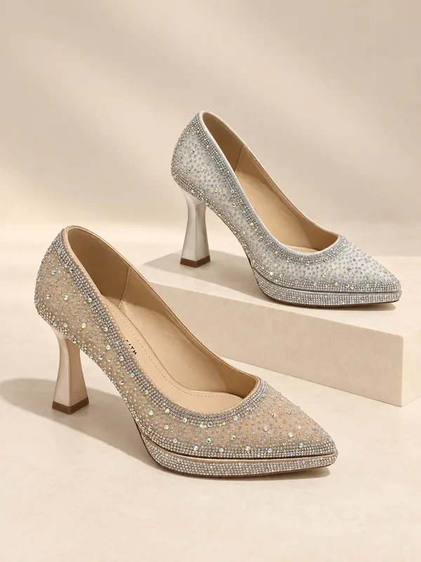 Pumps & Flats, AI-styled product display GZ-PF-023