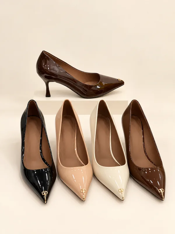 Pumps & Flats, AI-styled product display GZ-PF-025